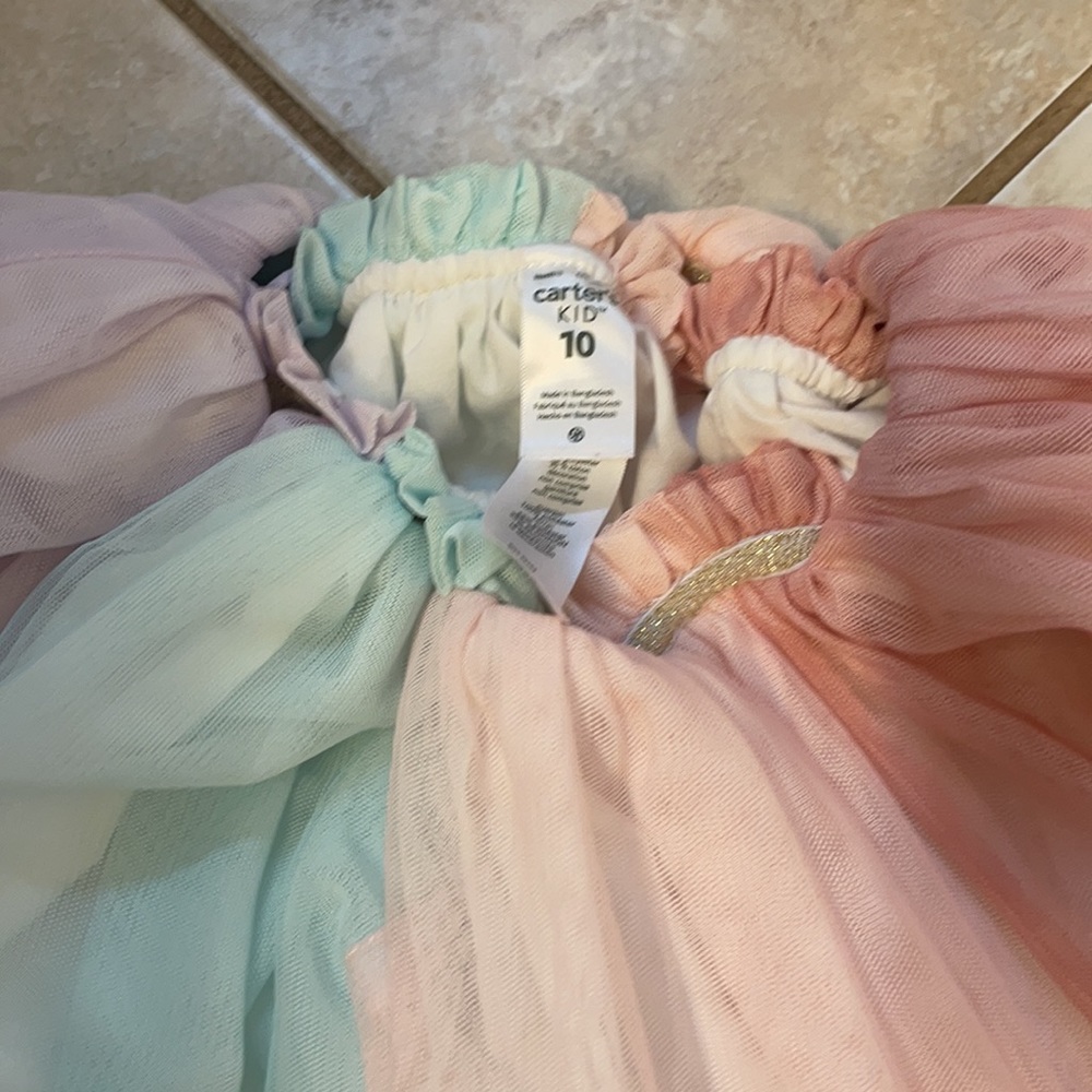 Carter’s Kid Ruffle Skirt - Picture 2 of 3